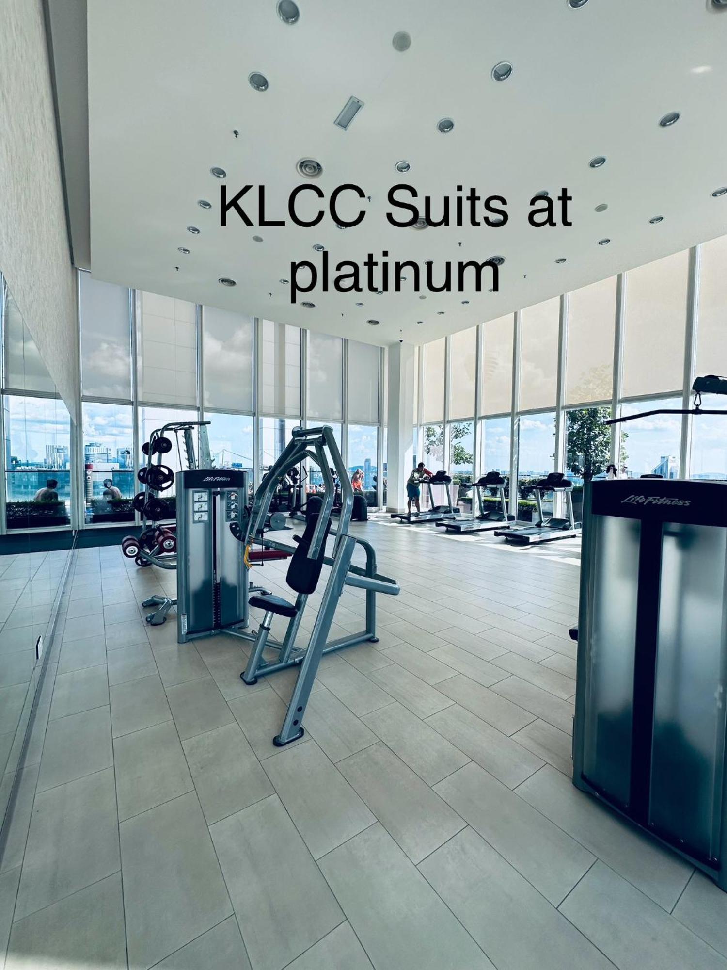 Klcc Suites At Platinum Kuala Lumpur Buitenkant foto